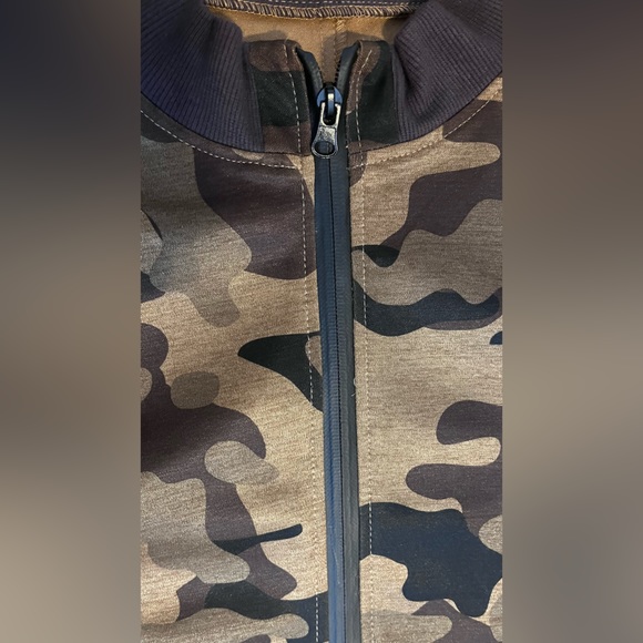 Camouflage track jacket - Picture 7 of 7